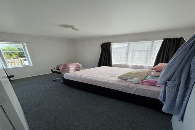 Photo of property in 39 Fairdene Avenue, Henderson, Auckland, 0610