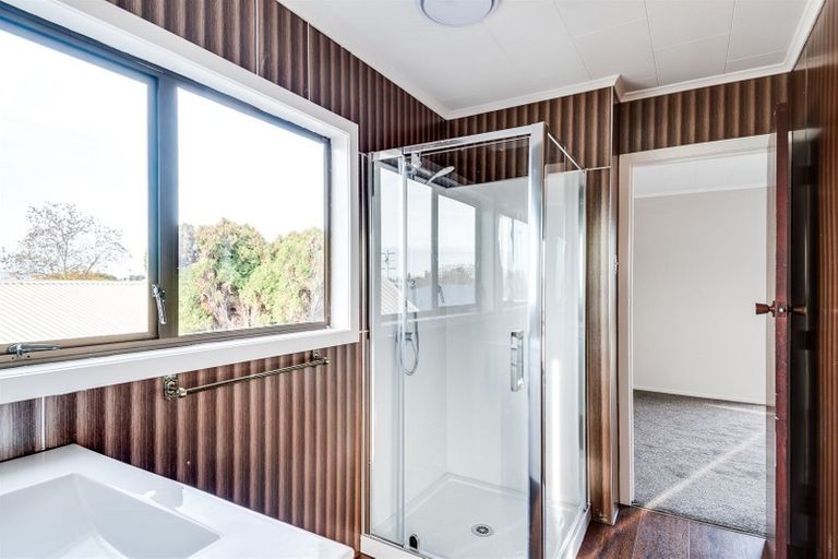 Photo of property in 13 Spriggs Crescent, Greenmeadows, Napier, 4112