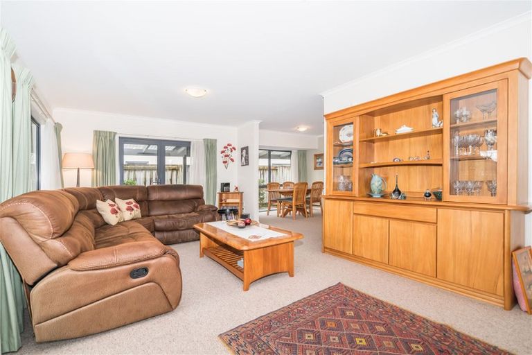 Photo of property in 19 Long Melford Road, Awapuni, Palmerston North, 4412