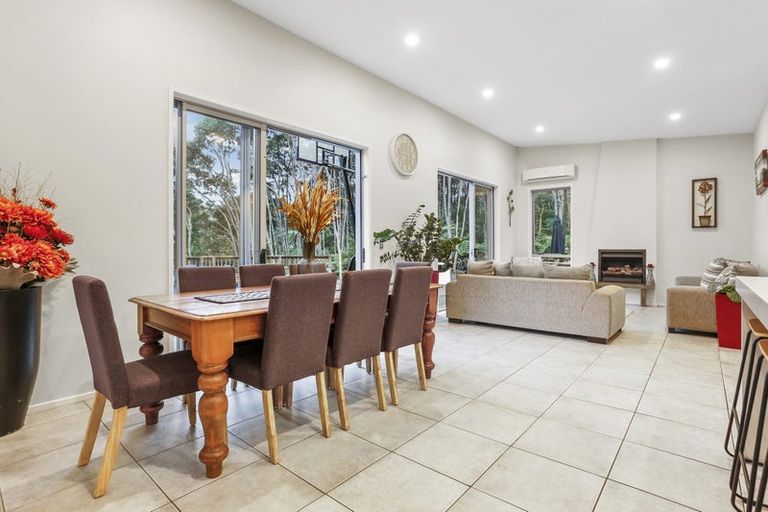 Photo of property in 20 Bendalls Lane, Oratia, Auckland, 0604