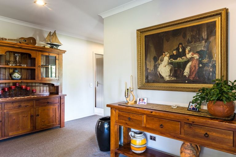 Photo of property in 2 Flaxen Way, Kinloch, Taupo, 3377