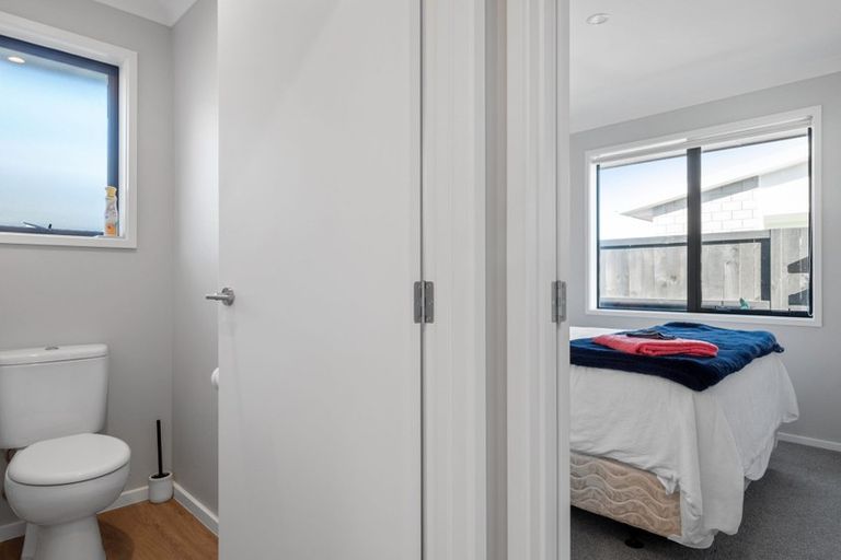 Photo of property in 3 Tamapahore Boulevard, Papamoa Beach, Papamoa, 3118