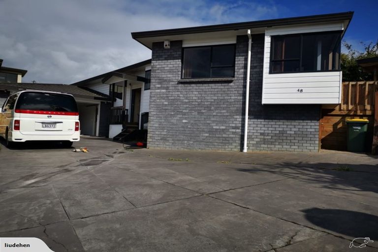 Photo of property in 48a Whiting Grove, West Harbour, Auckland, 0618