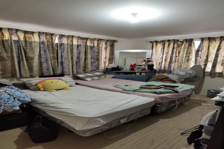 Photo of property in 395 Bucklands Beach Road, Bucklands Beach, Auckland, 2012