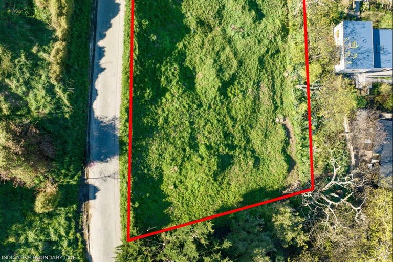 Photo of property in 11 Harmans Road, Lyttelton, 8082