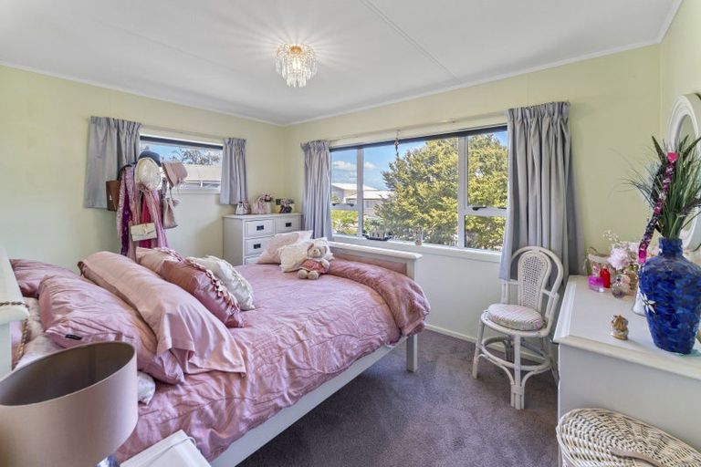 Photo of property in 42 Fergusson Street, Stoke, Nelson, 7011