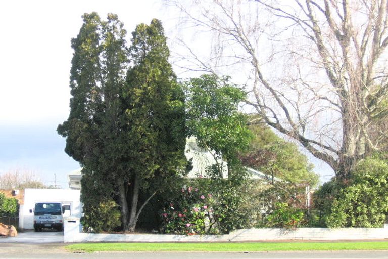 Photo of property in 328 Cambridge Road, Hillcrest, Hamilton, 3216