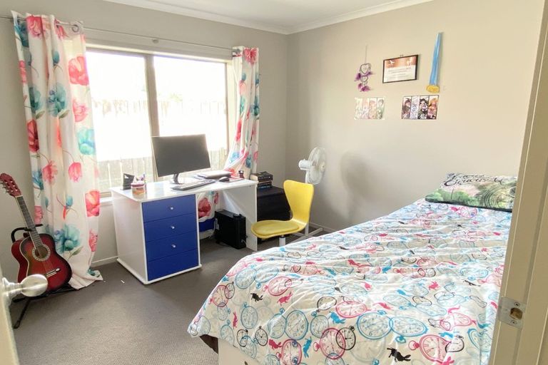 Photo of property in 63 Farringdon Avenue, Rototuna North, Hamilton, 3210