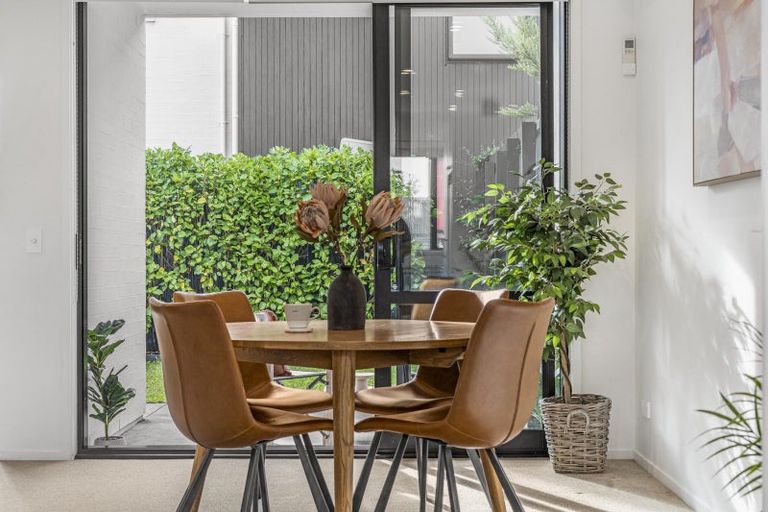 Photo of property in 16 Frank Gill Road, Hobsonville, Auckland, 0616