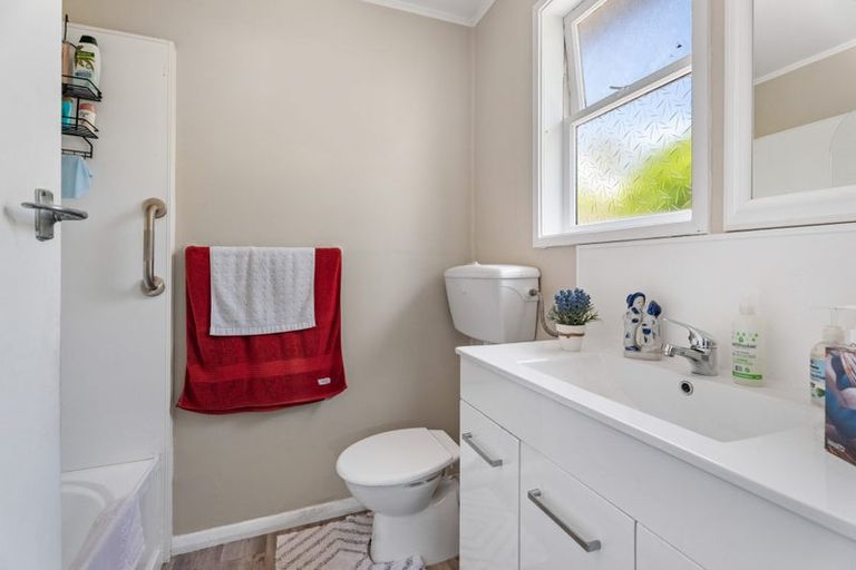 Photo of property in 1/24 Abercrombie Street, Howick, Auckland, 2014