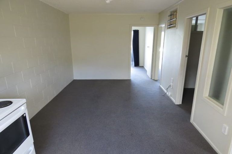 Photo of property in 4/3 Tralee Place, Hillcrest, Hamilton, 3216
