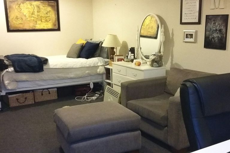 Photo of property in 13 Broadbent Street, Riccarton, Christchurch, 8041