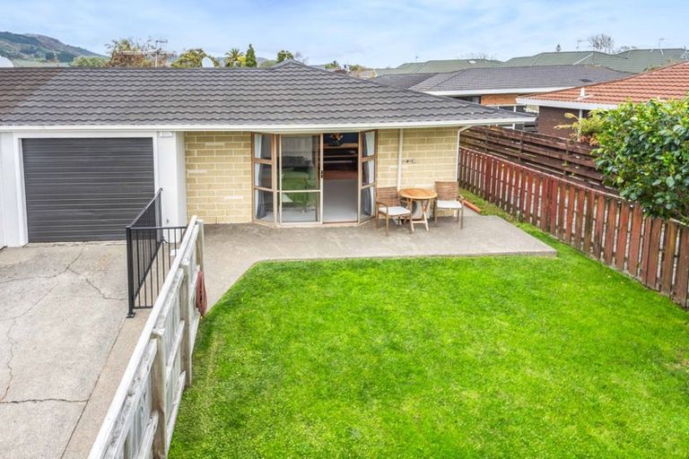 Photo of property in 41b Andrew Street, Waikanae, 5036