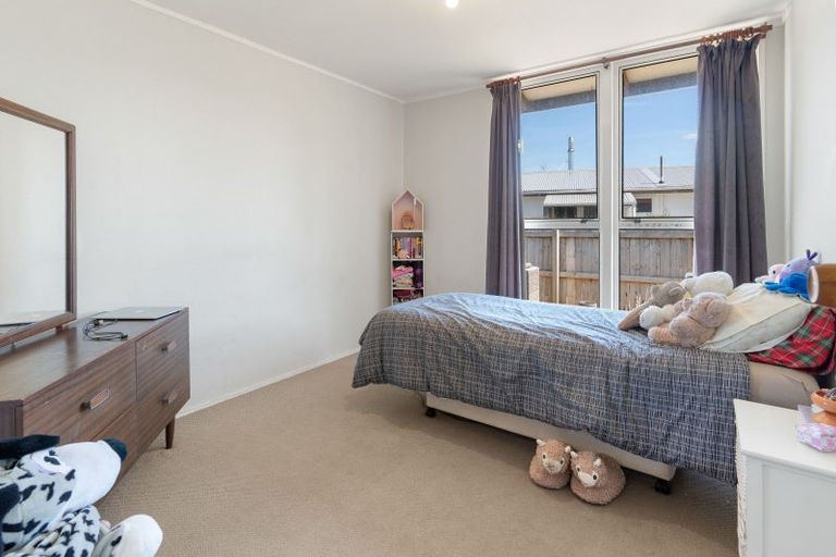 Photo of property in 32 Philip Street, Carterton, 5713