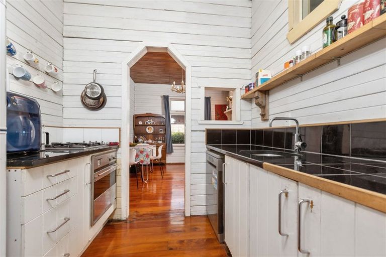 Photo of property in 70 Bell Street, Featherston, 5710