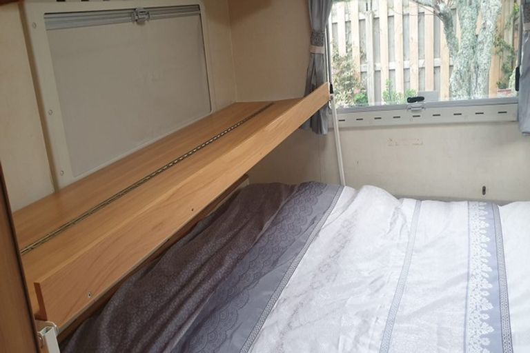 Photo of property in 2/249 One Tree Point Road, One Tree Point, 0118