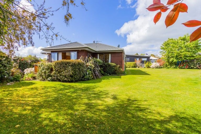 Photo of property in 3 Antonia Place, Kinloch, Taupo, 3377