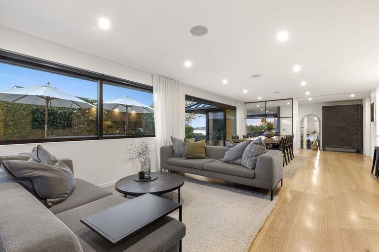 Photo of property in 48 Parkhill Road, Mellons Bay, Auckland, 2014