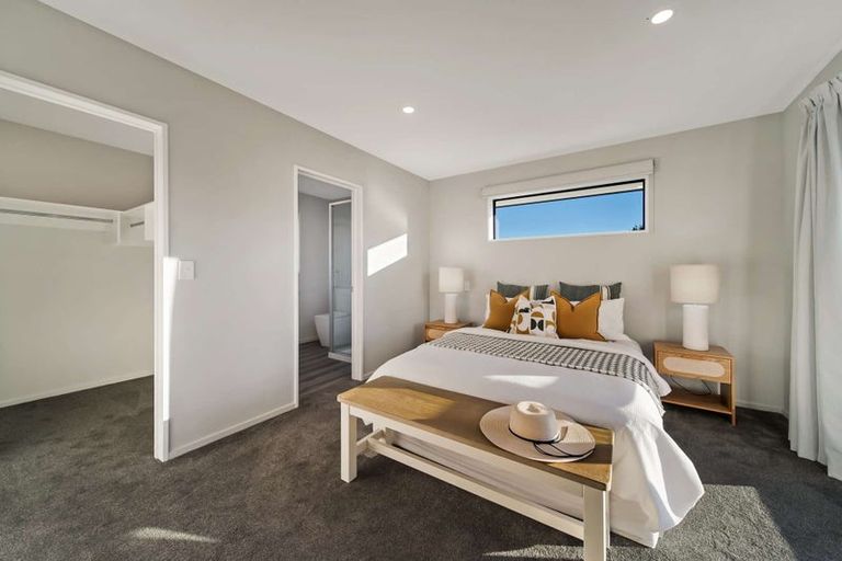 Photo of property in 1 Harrier Place, Amberley, 7410