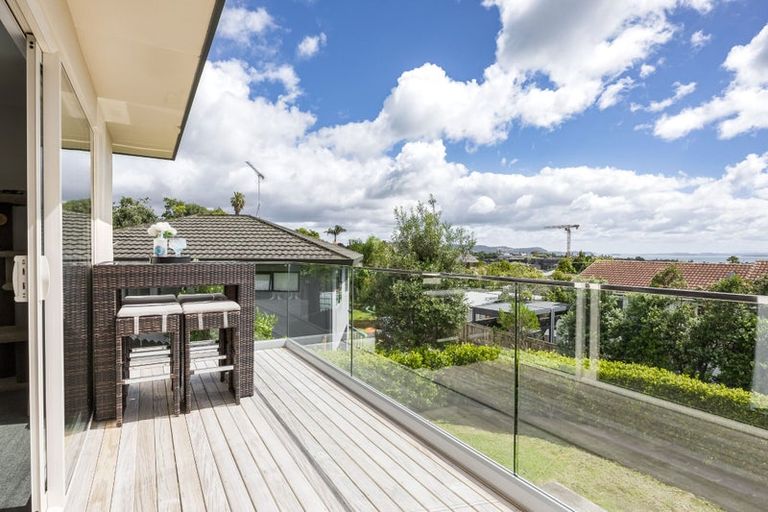 Photo of property in 22 Whangaparaoa Road, Red Beach, 0932