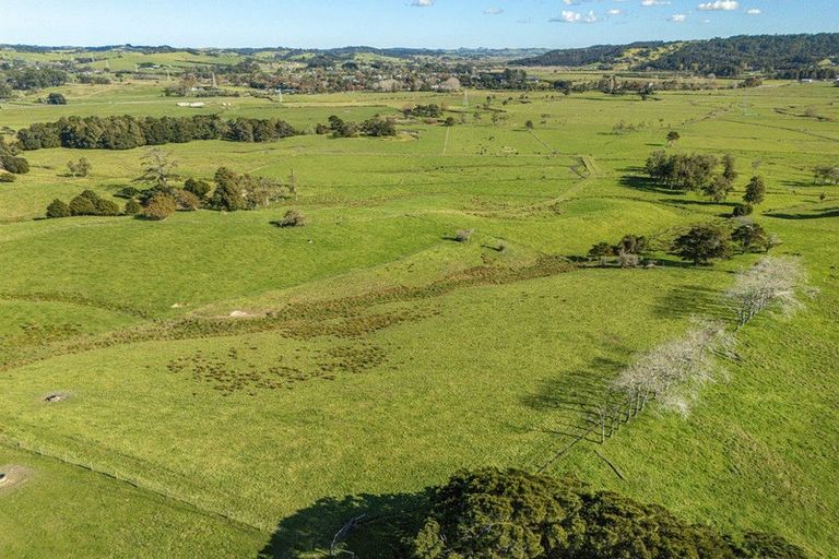Photo of property in 174 Stoney Creek Road, Kaukapakapa, 0873