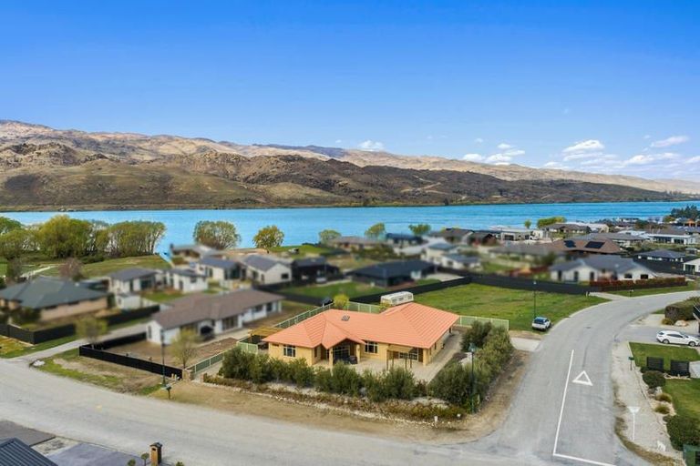 Photo of property in 56 Missy Crescent, Mount Pisa, Cromwell, 9383