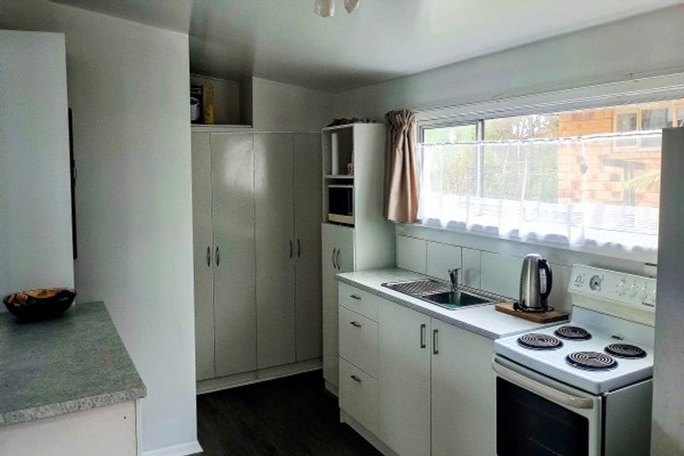 Photo of property in 13 Pakington Street, Westport, 7825