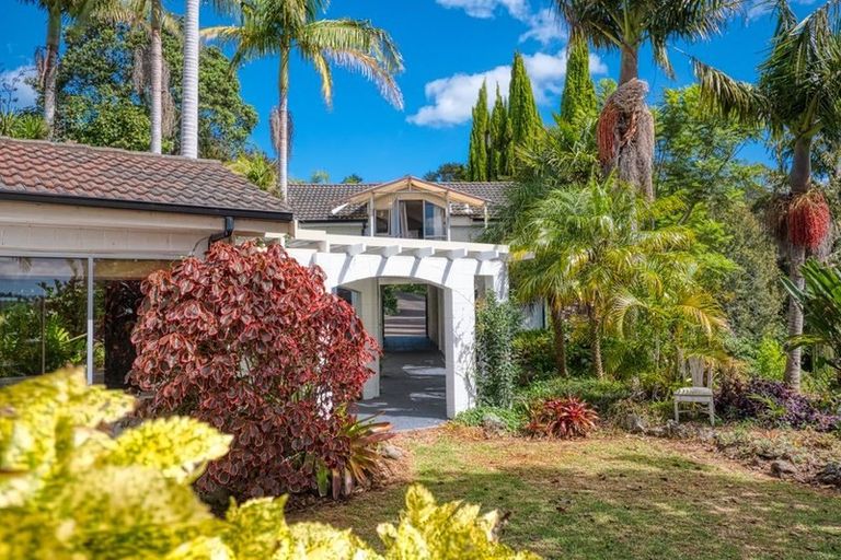 Photo of property in 72 Riverview Road, Kerikeri, 0230