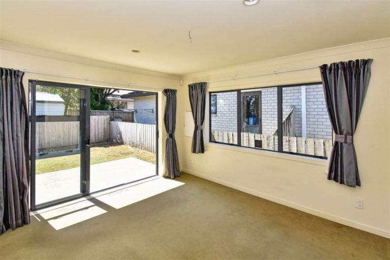 Photo of property in 94 Collingwood Road, Waiuku, 2123