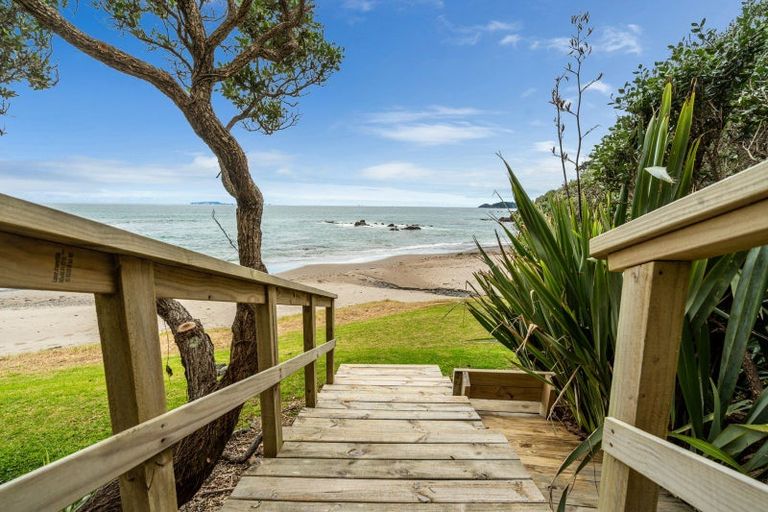 Photo of property in 350 Mcauslin Road, Whananaki, Hikurangi, 0181