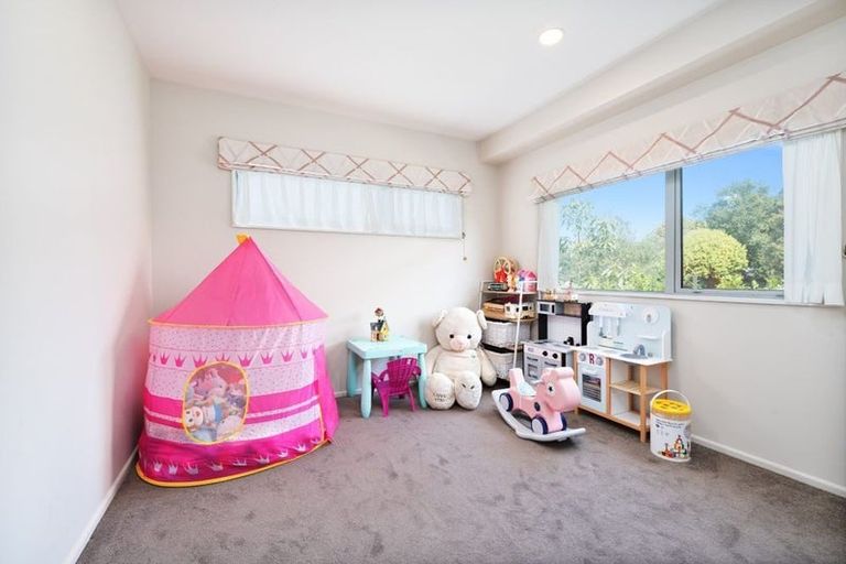 Photo of property in 63a Tirimoana Road, Te Atatu South, Auckland, 0602