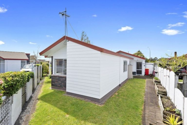 Photo of property in 43b Hukanui Road, Fairfield, Hamilton, 3214