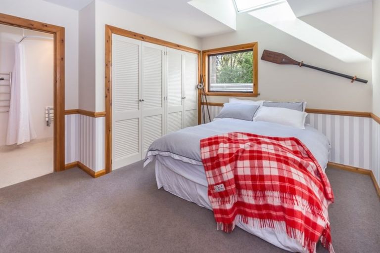 Photo of property in 374 Sawyers Arms Road, Harewood, Christchurch, 8051