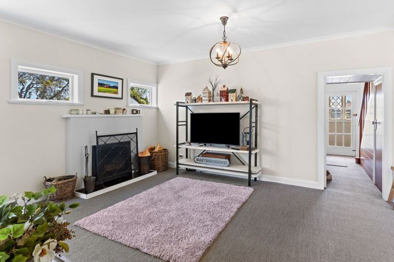 Photo of property in 91 Jellicoe Street, Martinborough, 5711