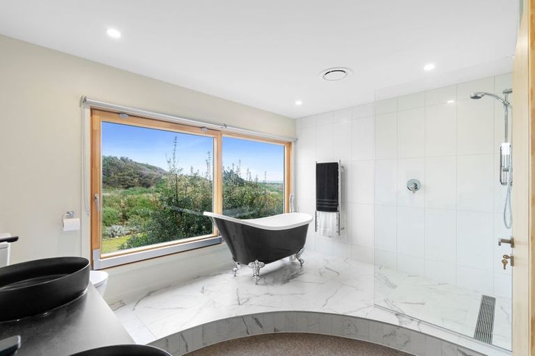 Photo of property in 5 Somerset Grove, Waitarere Beach, Levin, 5510