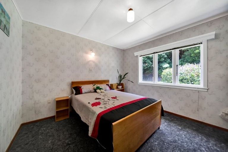 Photo of property in 117h Seaview Road, Westown, New Plymouth, 4310