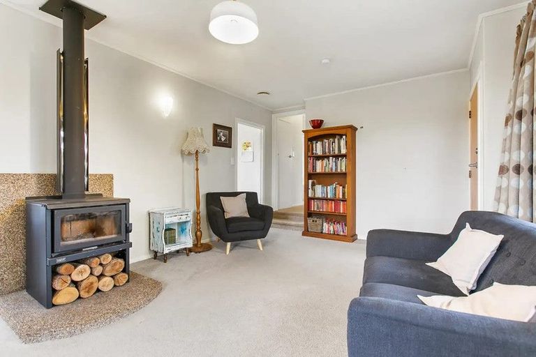 Photo of property in 6 Churchill Street, Pukekohe, 2120