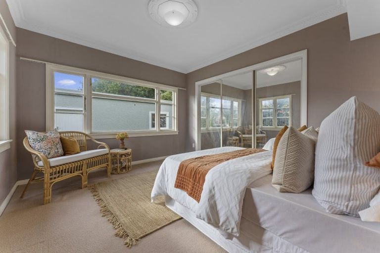 Photo of property in 10 Manuka Street, Hokowhitu, Palmerston North, 4410