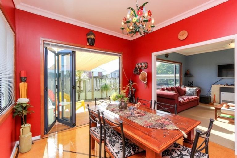 Photo of property in 20 Ngaio Street, Strandon, New Plymouth, 4312