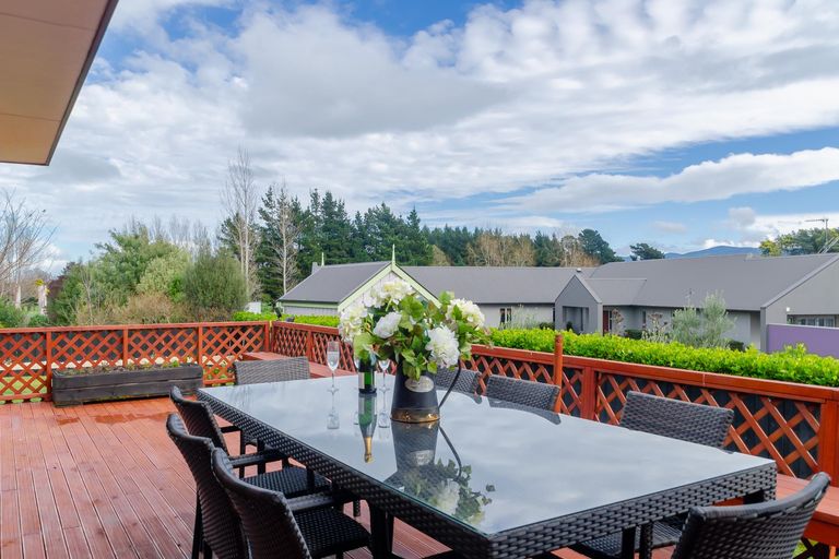 Photo of property in 5 Rexwood Estate, Carterton, 5713