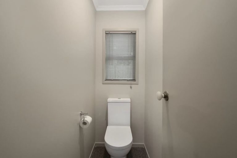 Photo of property in 5 Waihora Street, Taupo, 3330