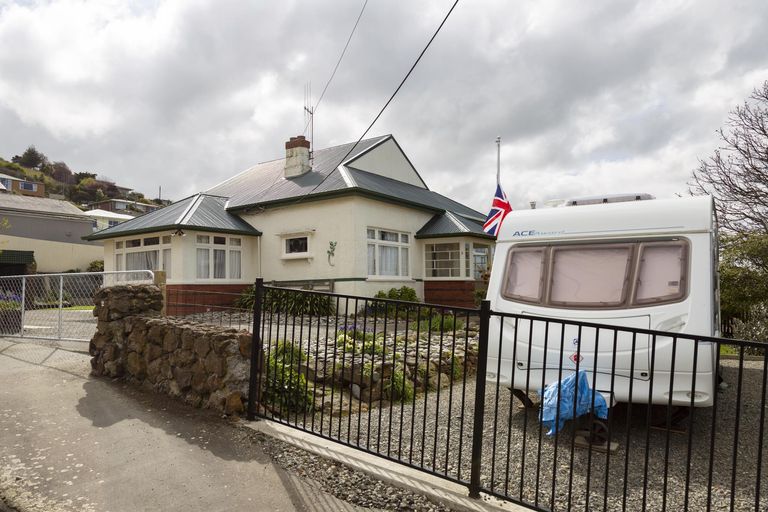 Photo of property in 2 Earn Street, Oamaru North, Oamaru, 9400