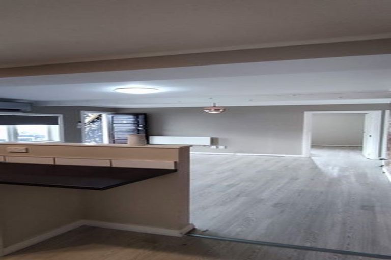 Photo of property in 4 Mills Road, Brooklyn, Wellington, 6021