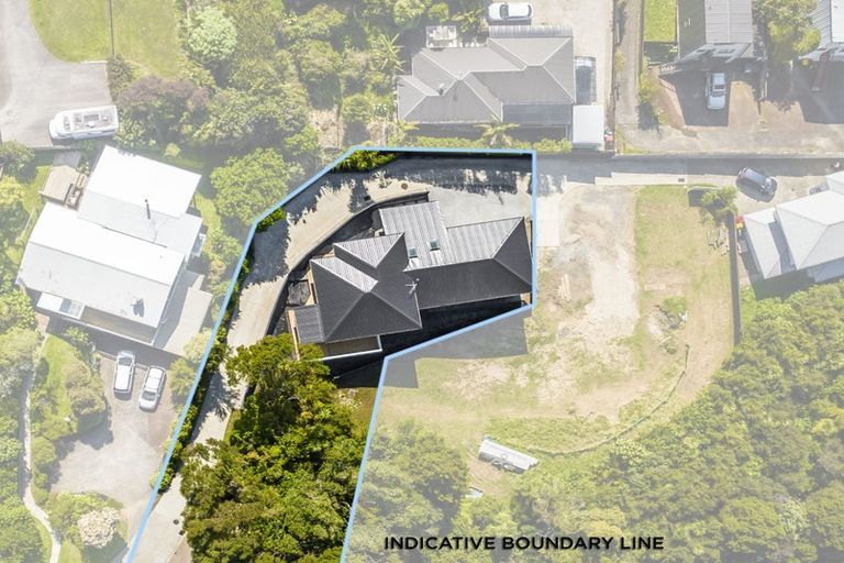 Photo of property in 120a Matipo Road, Te Atatu Peninsula, Auckland, 0610