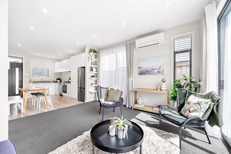 Photo of property in 25 Ron Deal Way, Epuni, Lower Hutt, 5011