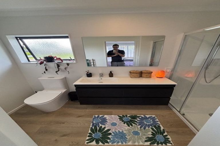 Photo of property in 57b Williams Street, Cambridge, 3434