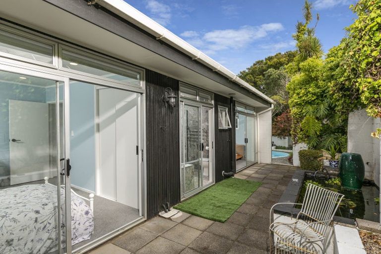 Photo of property in 23 Gordon Avenue, Forrest Hill, Auckland, 0620