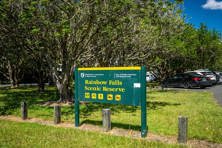 Photo of property in 15 Karaka Drive, Kerikeri, 0230