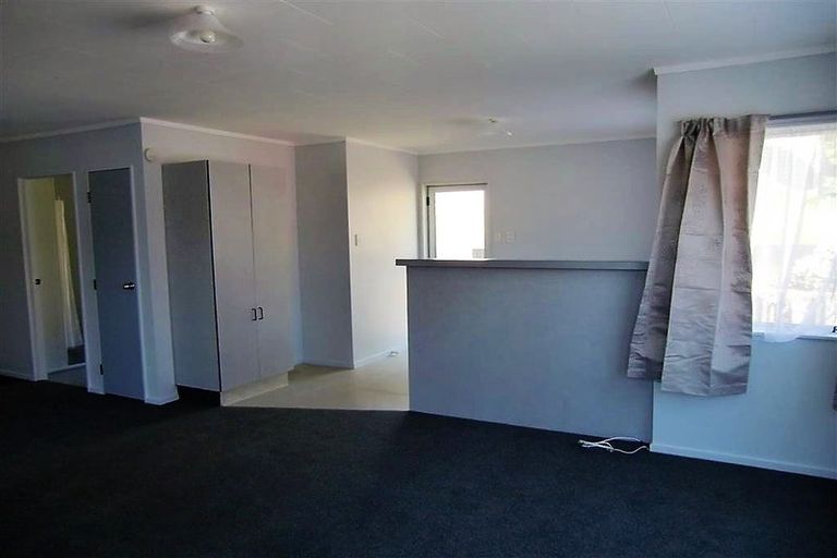Photo of property in 4 Euclid Street, Vogeltown, New Plymouth, 4310