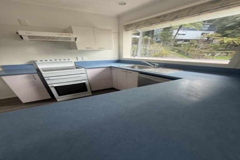 Photo of property in 470d Stokes Valley Road, Stokes Valley, Lower Hutt, 5019